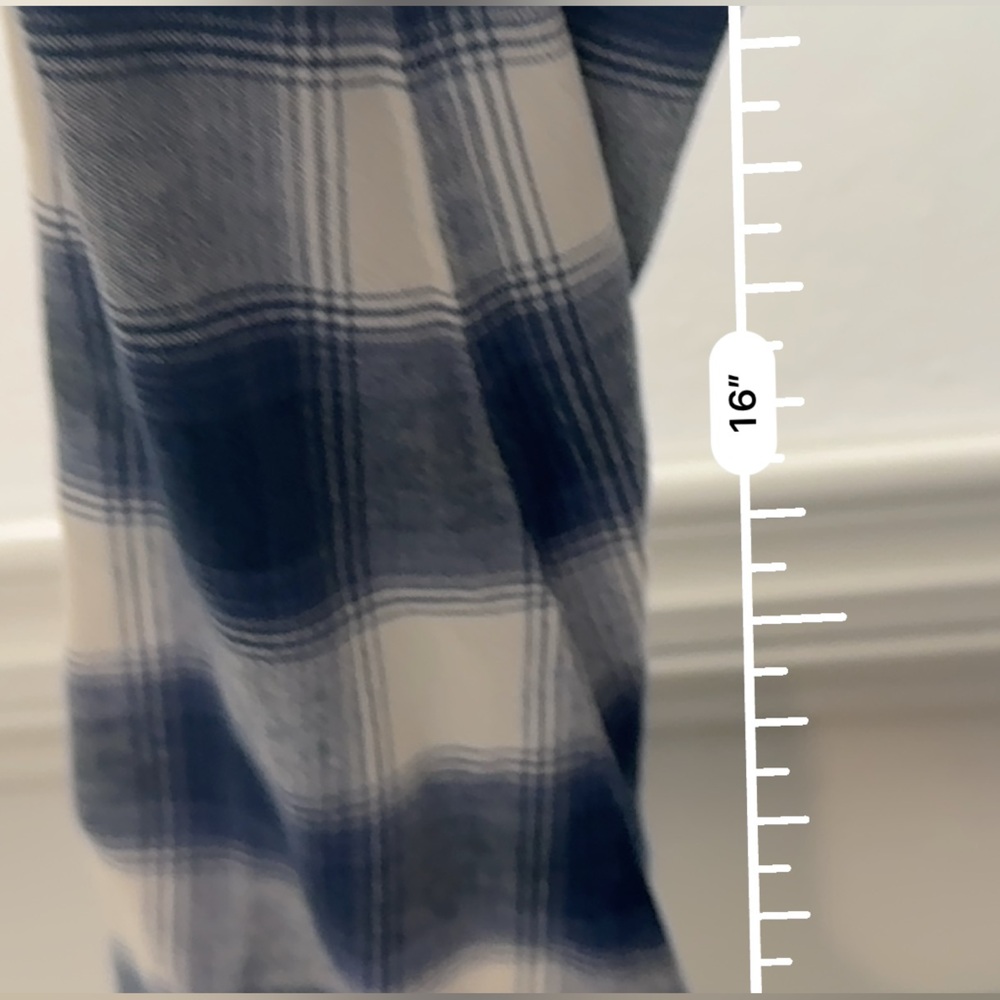 Garnet Hill Blue and White buffalo plaid Cotton soft Robe Medium pockets - Picture 8 of 8
